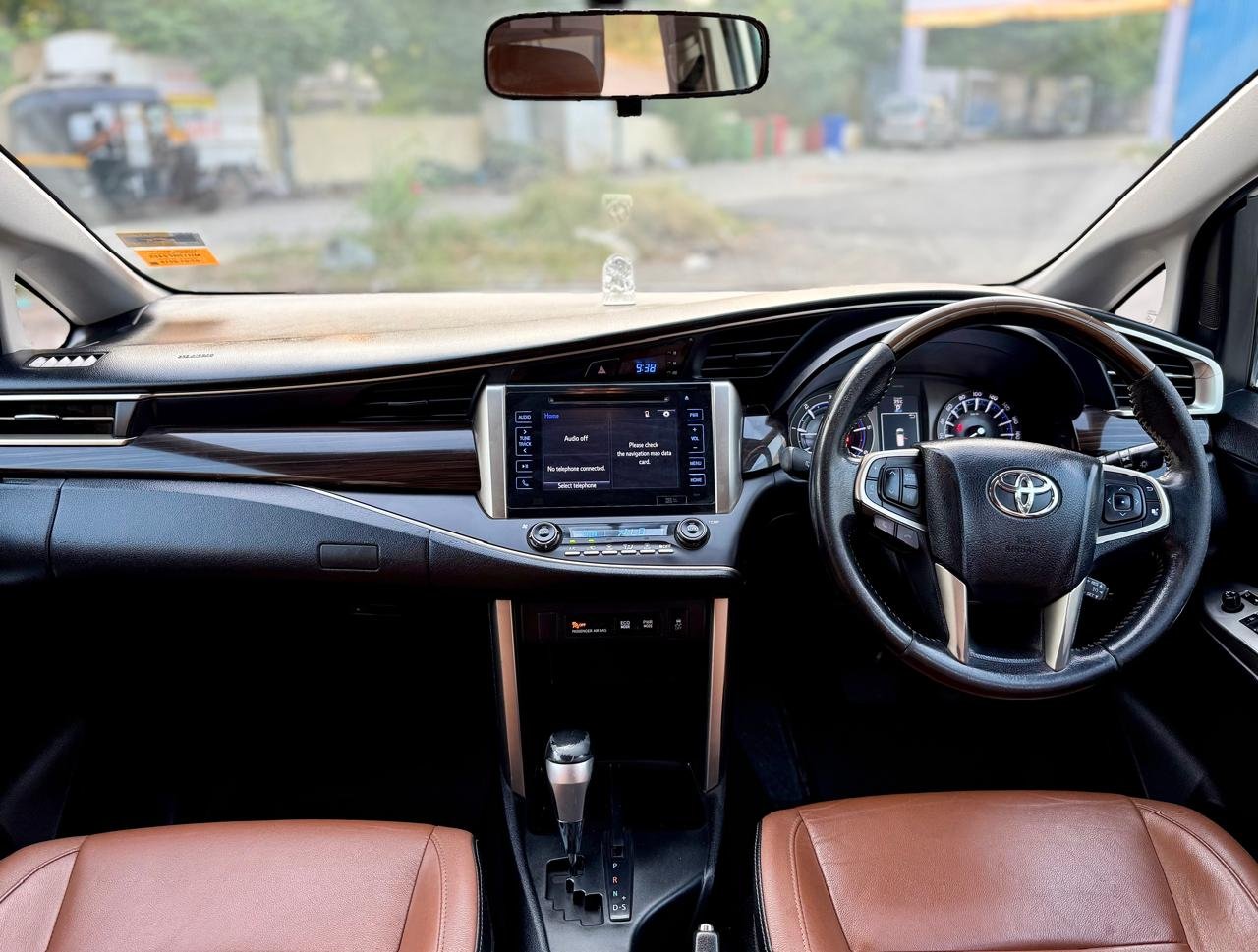 Innova Crysta 2.8 Z Auto 